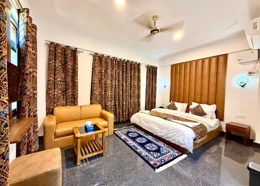 Jammu and Kashmir Srinagar 1025