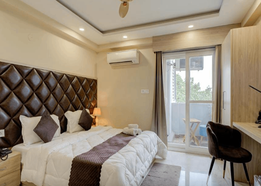 Haryana Gurugram One-Bedroom Apartment with Balcony