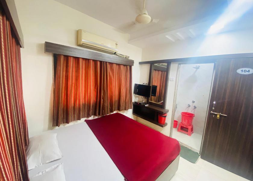 Maharashtra Shirdi Bed
