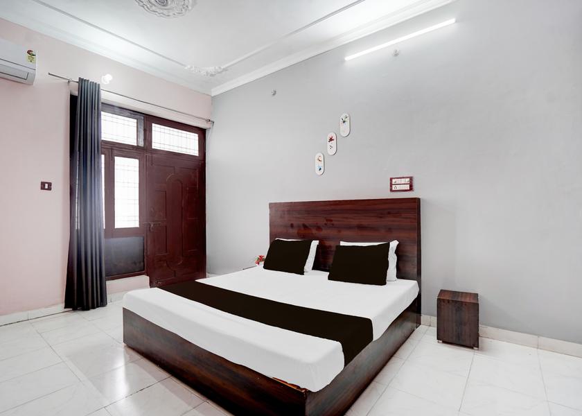 Uttar Pradesh Jhansi Room