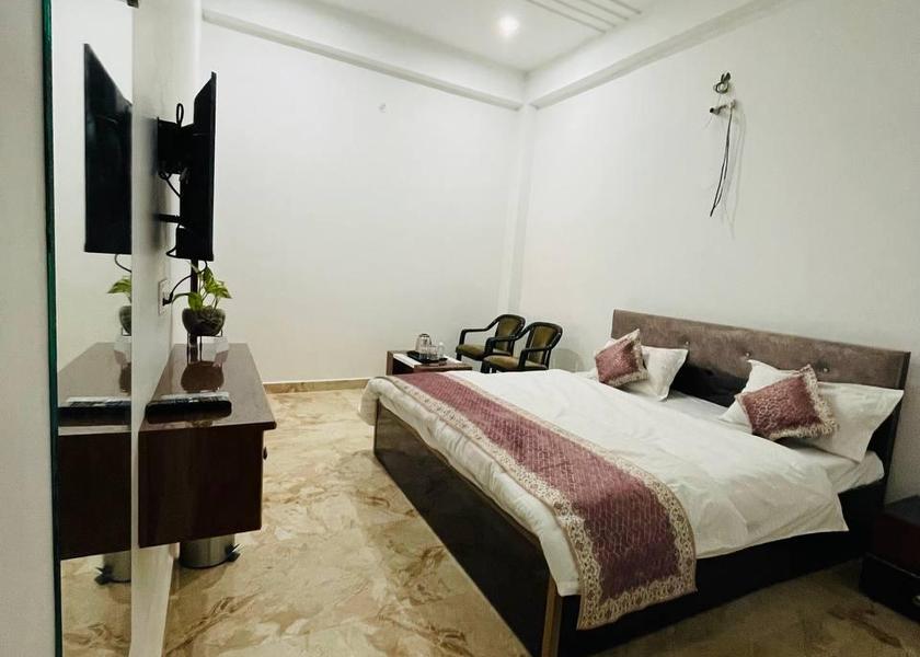 Uttar Pradesh Ayodhya Family Room
