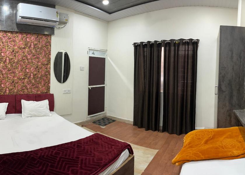 Madhya Pradesh Ujjain Triple Room