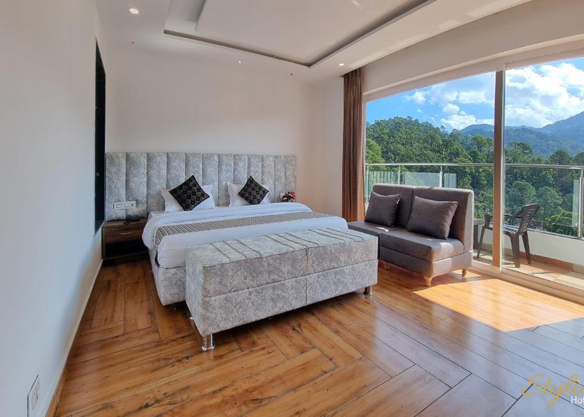 Himachal Pradesh Dalhousie Balcony Deluxe Double