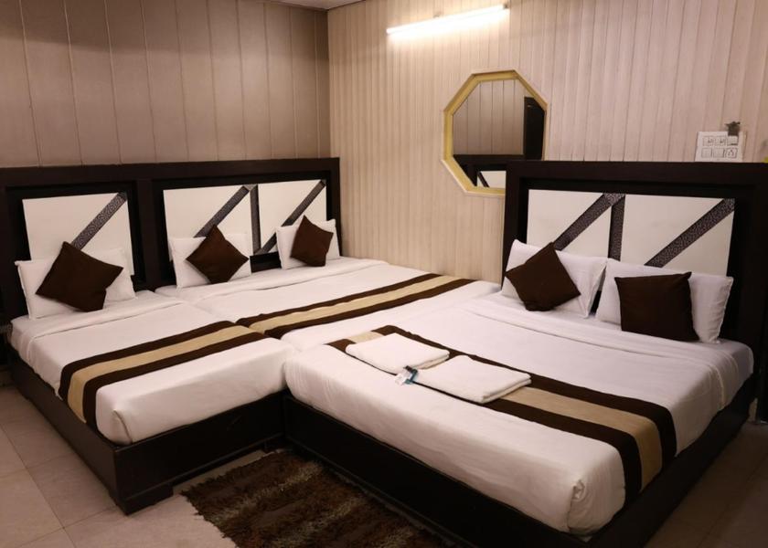 Uttarakhand Haridwar Deluxe Triple Room