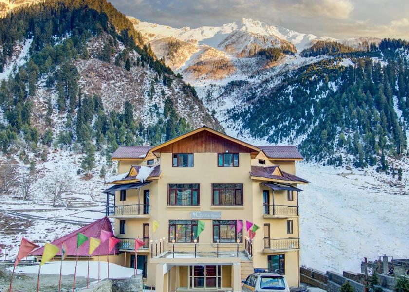 Jammu and Kashmir Sonamarg Hotel Exterior