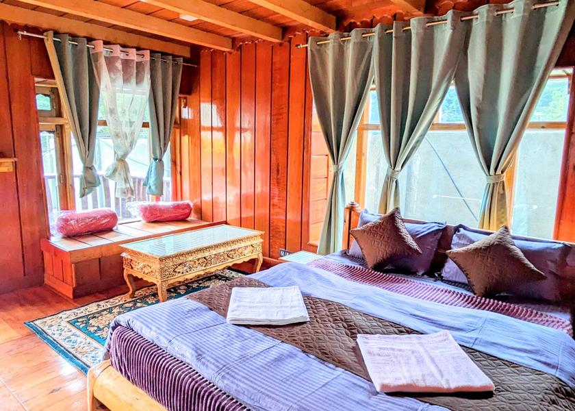 Assam Dirang Superior Deluxe Room