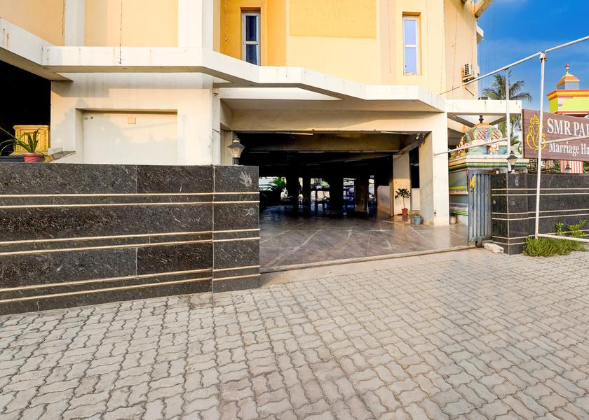 Tamil Nadu Gummidipoondi Entrance