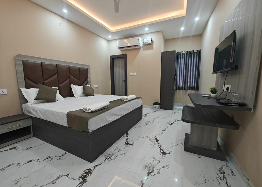 Uttar Pradesh Ayodhya Deluxe Room