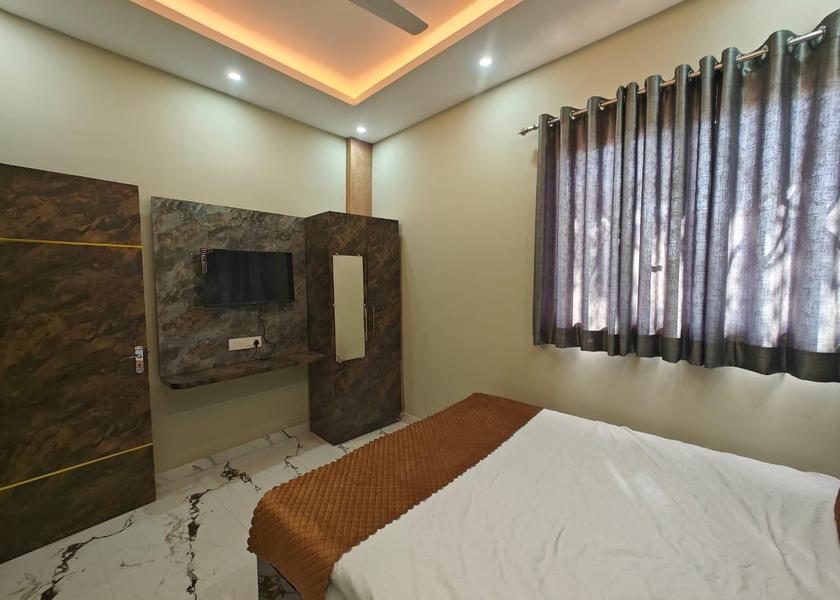 Uttar Pradesh Ayodhya Mini Deluxe King - New Design