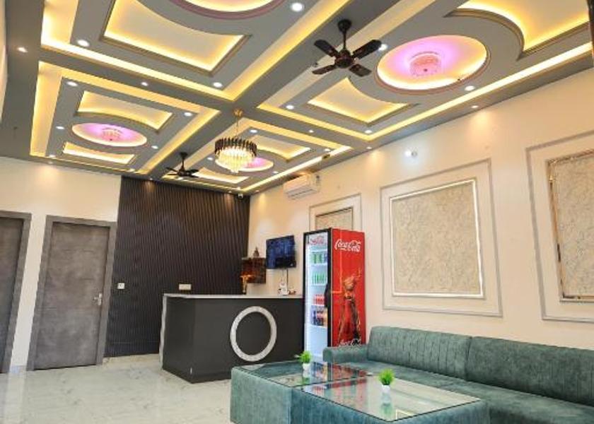 Uttar Pradesh Agra Public Areas