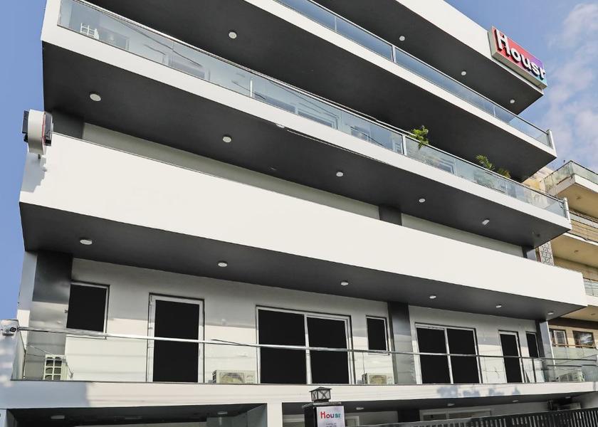 Haryana Gurugram Hotel Exterior