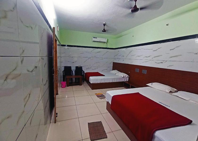 Karnataka Murdeshwar Deluxe Quadruple Room