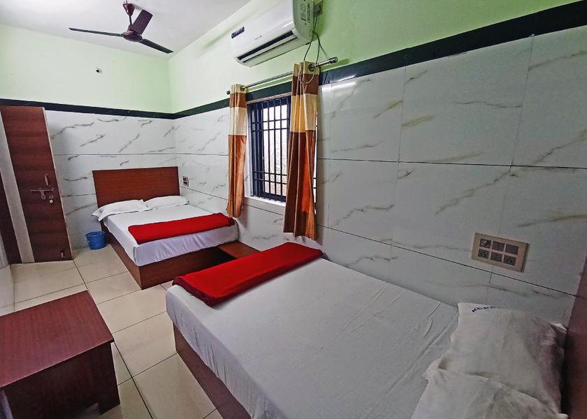 Karnataka Murdeshwar Deluxe Quadruple Room