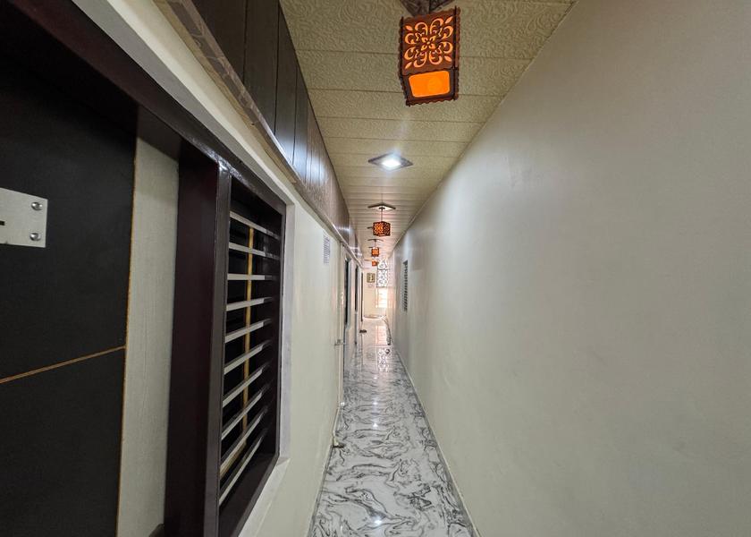 Uttar Pradesh Mathura Lobby