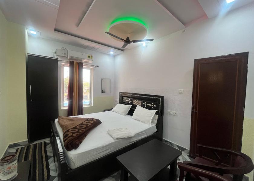 Uttarakhand Rudrapur Deluxe Double Room