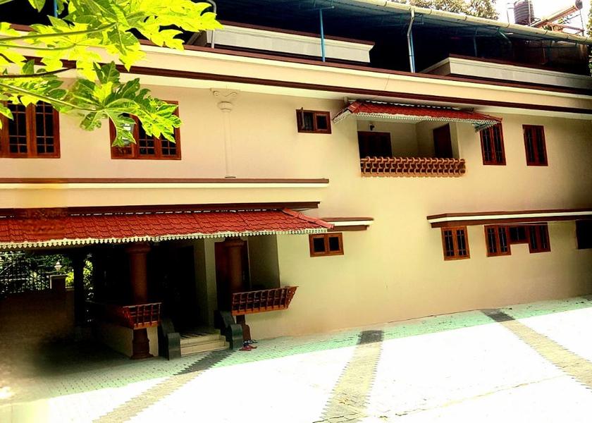 Kerala Guruvayur Hotel Exterior