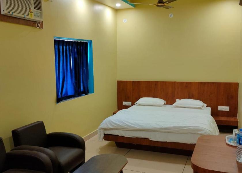 Jharkhand Deoghar Deluxe Air Conditioning Room