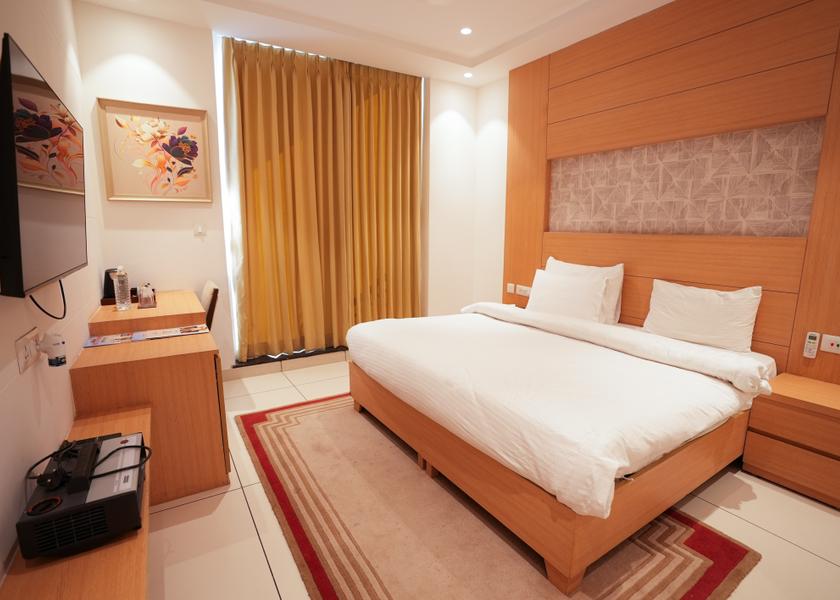 Uttar Pradesh Vrindavan Deluxe Room 