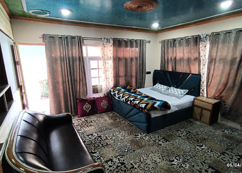 Jammu and Kashmir Srinagar Bedroom