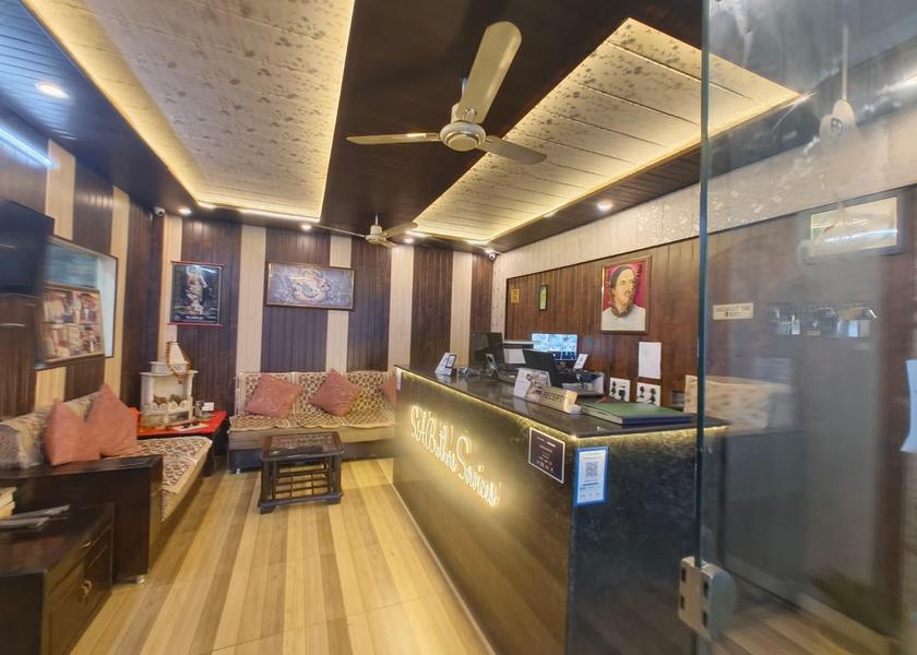 Uttarakhand Rishikesh Public Areas