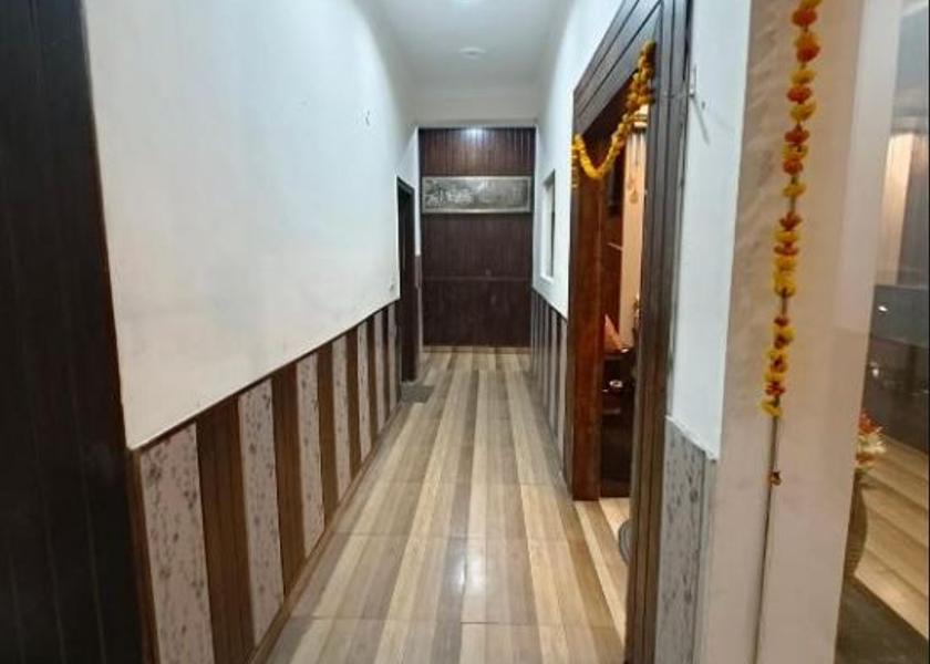 Uttarakhand Rishikesh Public Areas