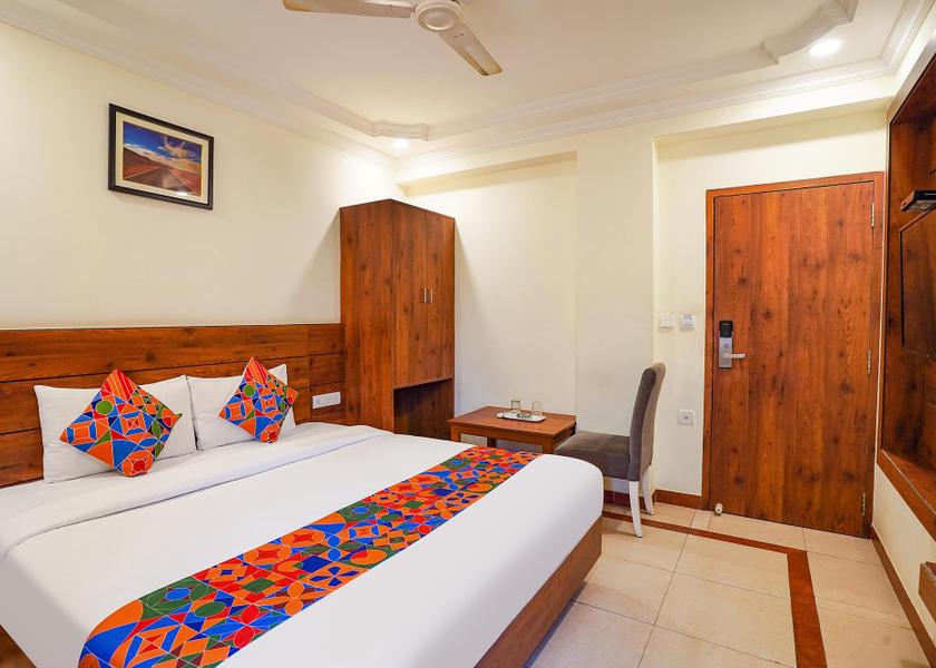Karnataka Bangalore Deluxe Room