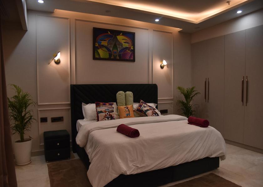 Uttar Pradesh Ghaziabad Luxurious Master Suite