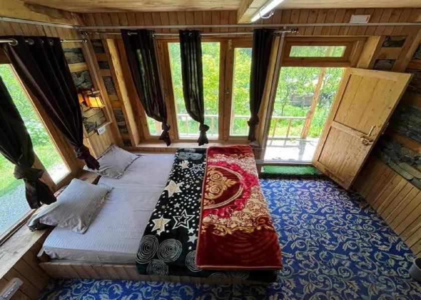 Himachal Pradesh Jibhi Deluxe Double Room with Balcony