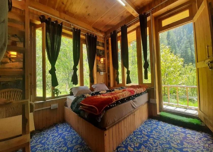 Himachal Pradesh Jibhi Deluxe Double Room with Balcony
