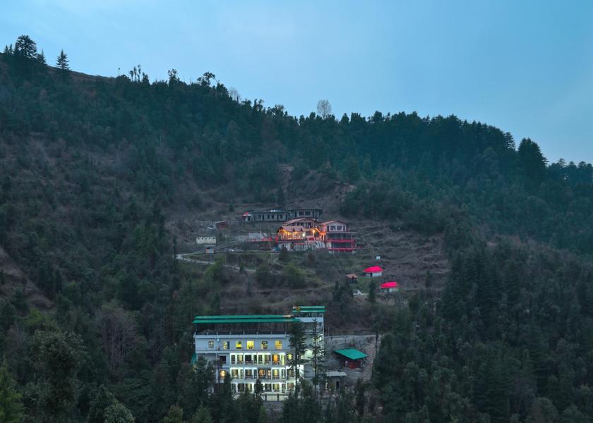 Uttarakhand Dhanaulti Exterior view