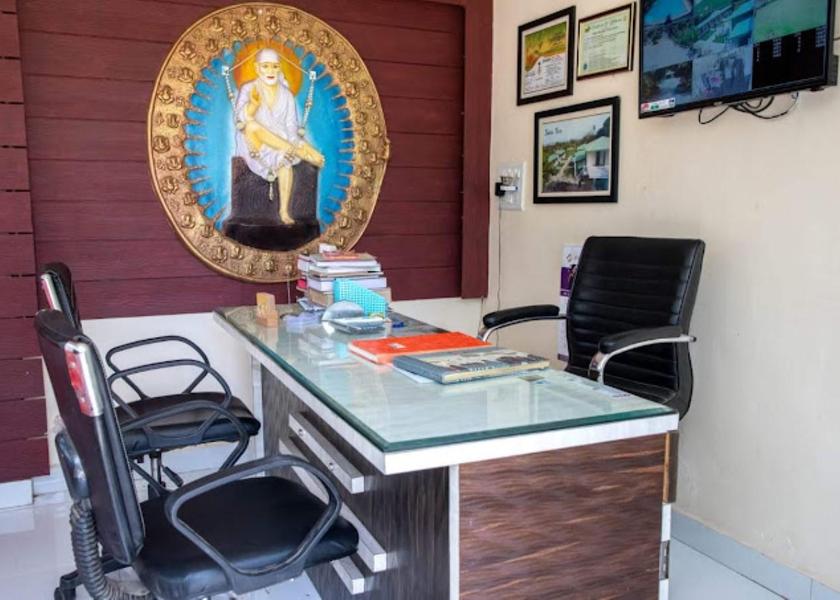 Maharashtra Karjat Lobby