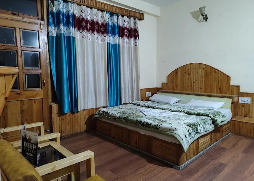 Himachal Pradesh Kasol 1025