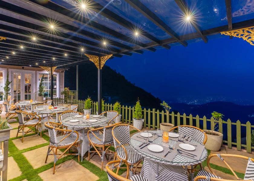 Uttarakhand Dehradun Food & Dining