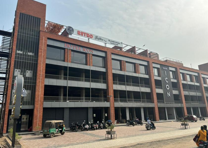 Gujarat Nadiad Hotel Exterior