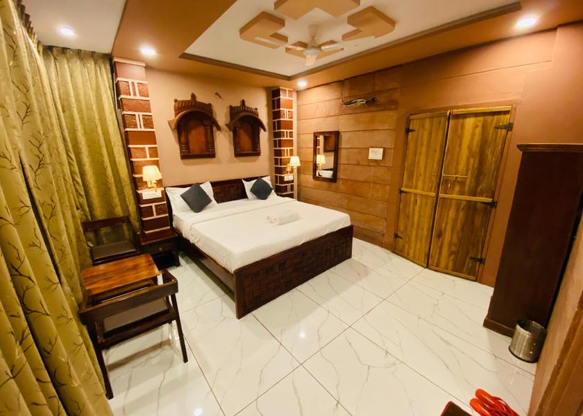 Rajasthan Jodhpur Queen Bed Room