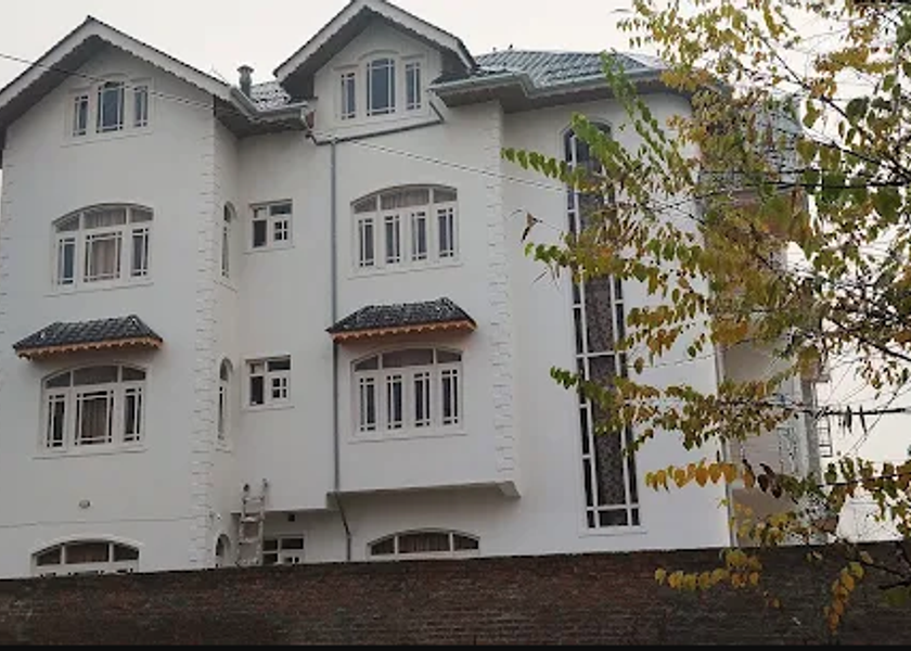 Jammu and Kashmir Srinagar Hotel Exterior