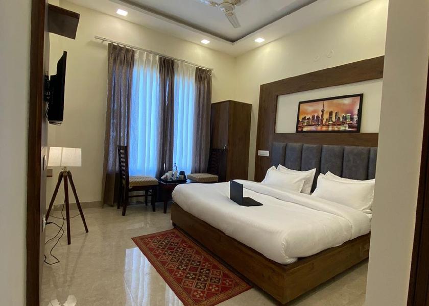 Punjab Zirakpur Bedroom