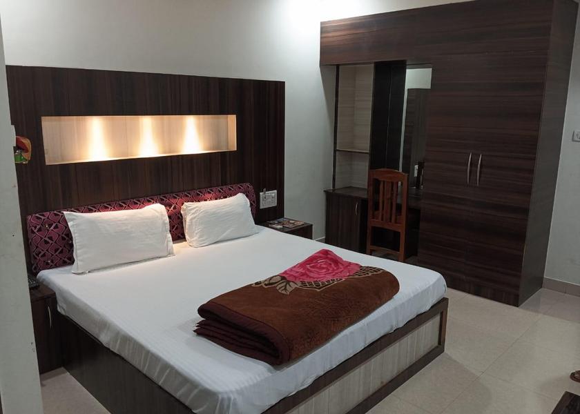 Uttar Pradesh Varanasi Bed