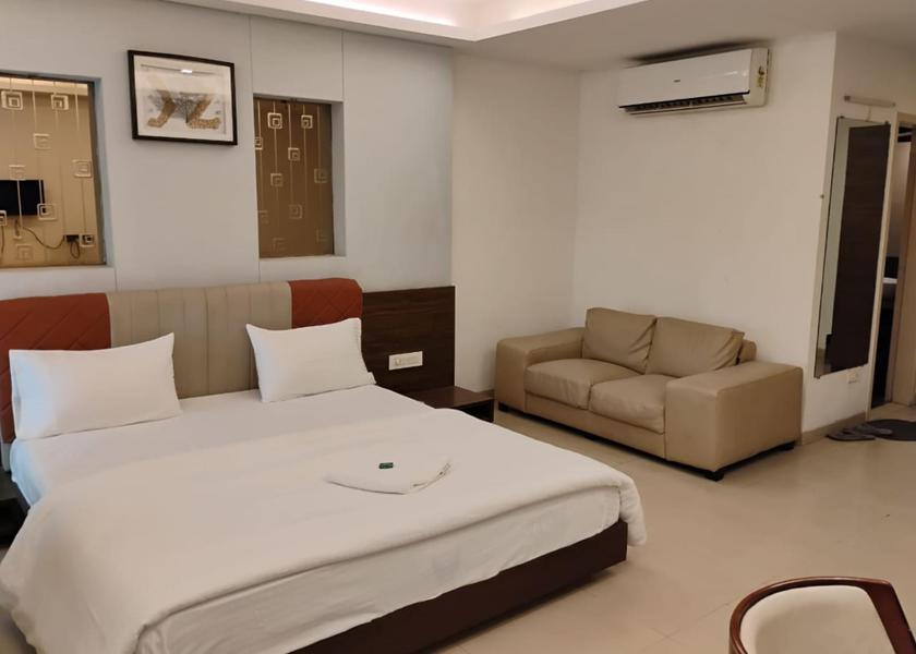 Gujarat Ankleshwar Quadruple Family Room with Air Conditioning