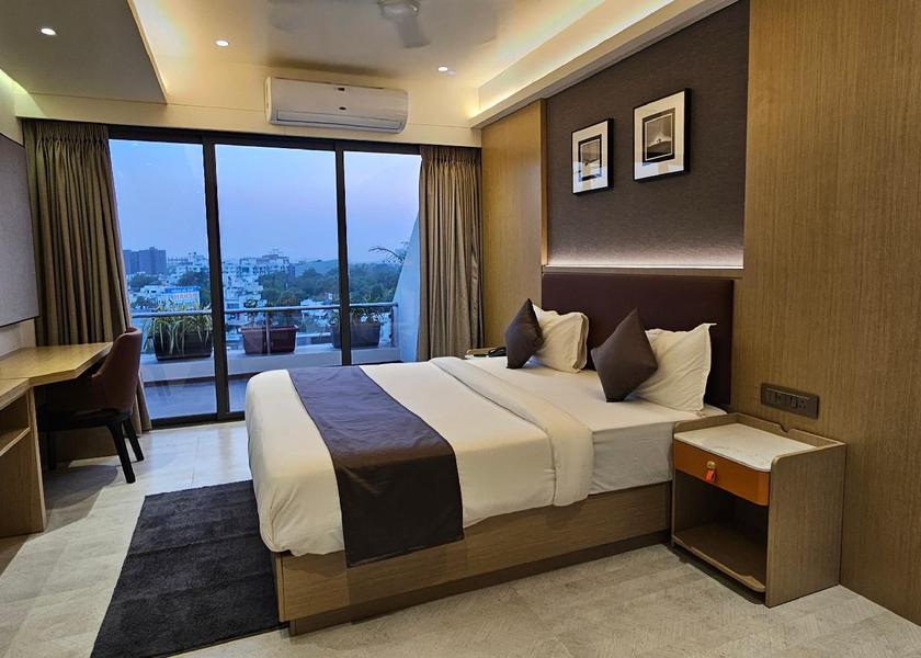 Gujarat Gandhinagar Suite room