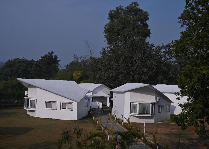 Madhya Pradesh Sarmaniya Hotel Exterior