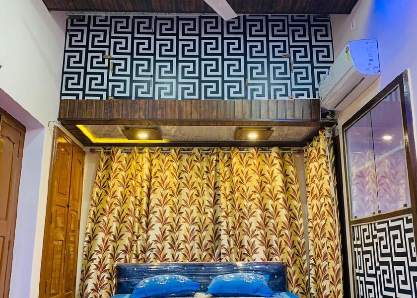 Uttar Pradesh Varanasi Deluxe Double or Twin