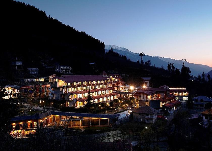 Himachal Pradesh Manali Front of property - evening/night