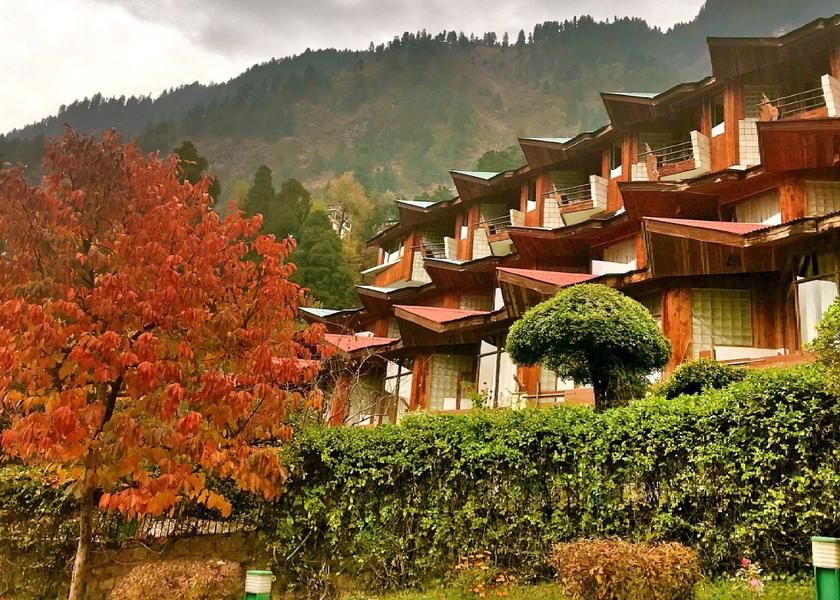 Himachal Pradesh Manali Hotel Exterior
