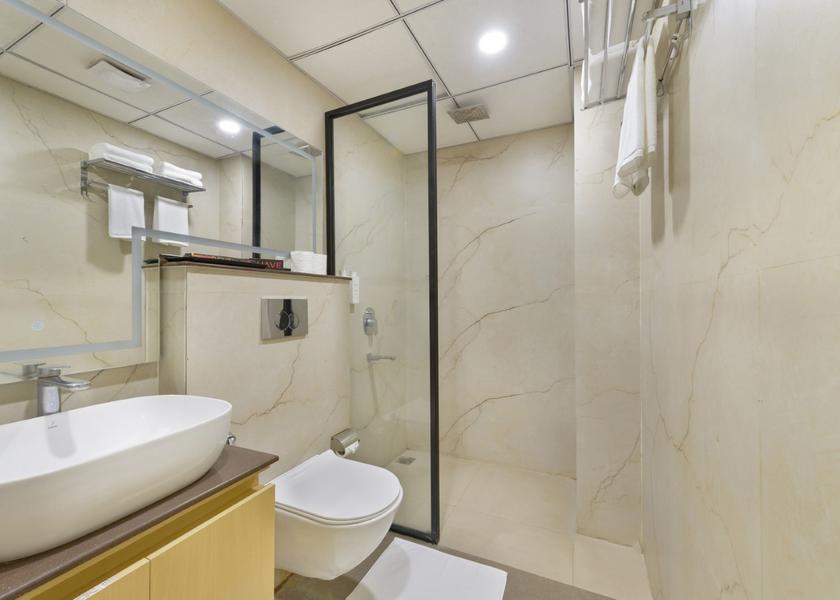 Uttar Pradesh Ghaziabad Luxe King Room