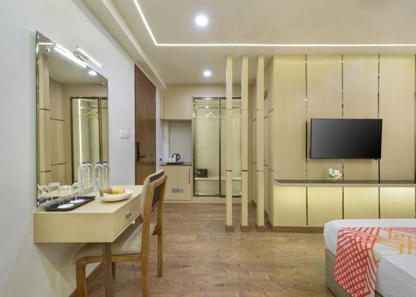 Uttar Pradesh Ghaziabad Luxe King Room