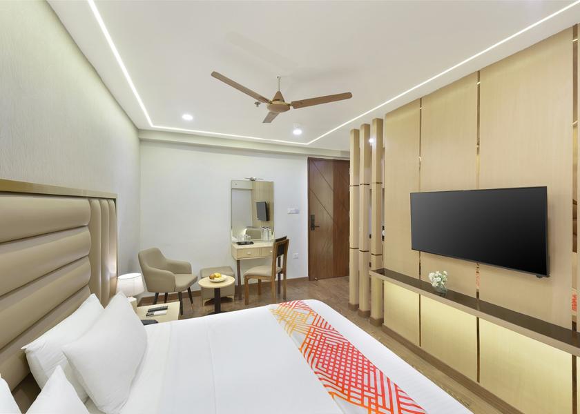 Uttar Pradesh Ghaziabad Luxe King Room