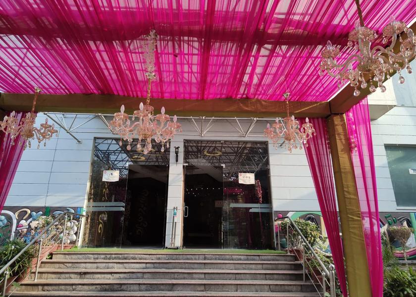 Uttar Pradesh Kanpur Hotel Exterior