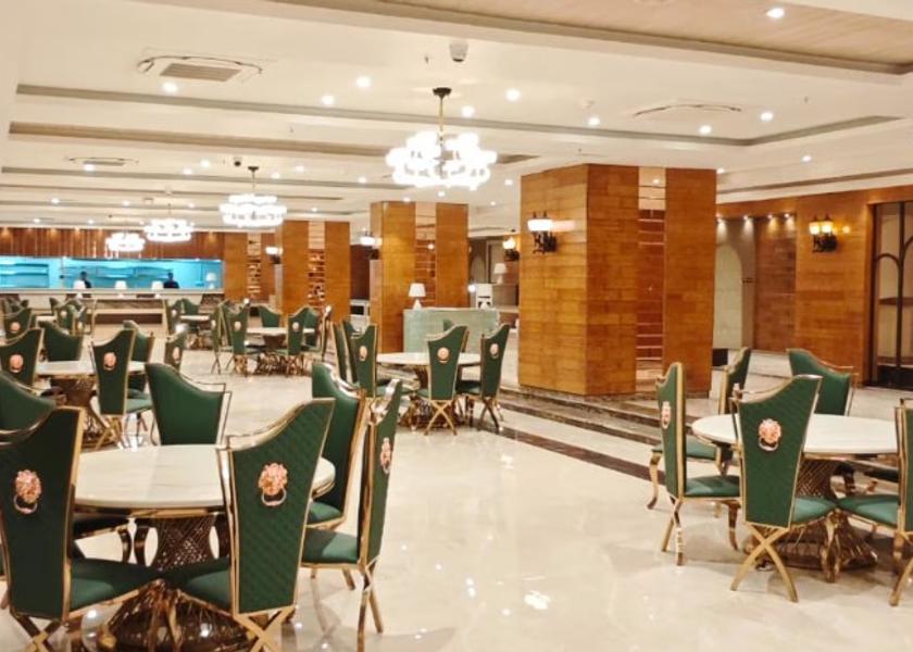 Delhi Delhi Facilites