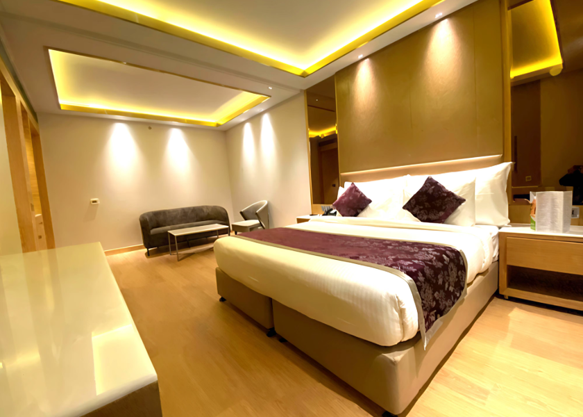 Delhi Delhi 1025
